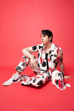 Load image into Gallery viewer, Spotted Steak Silk Scarf